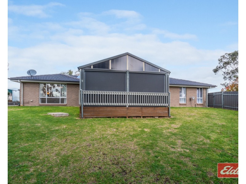 7 John Murray Drive, Williamstown SA 5351