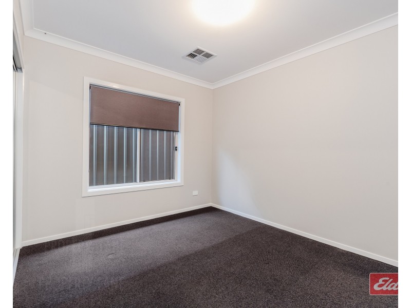 10 Polkinghorne Place, Williamstown SA 5351