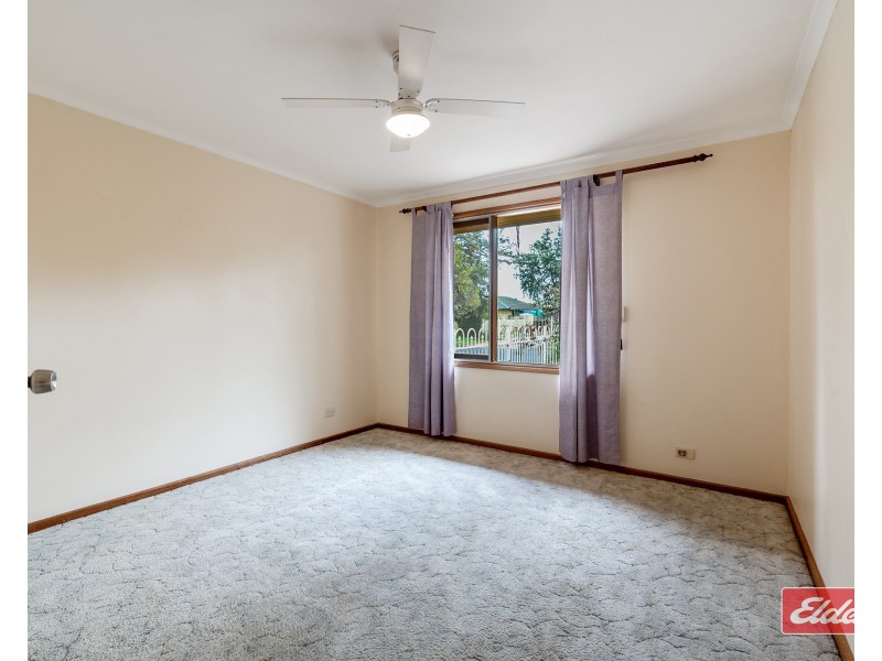 2 Grey Crescent, Evanston Gardens SA 5116