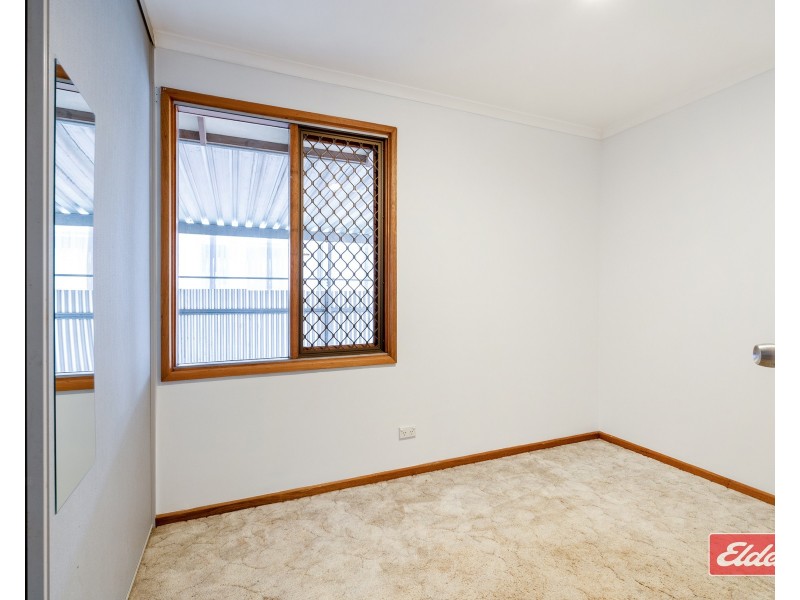 2 Grey Crescent, Evanston Gardens SA 5116