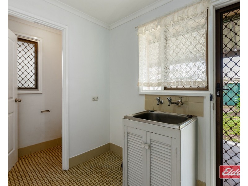 2 Grey Crescent, Evanston Gardens SA 5116
