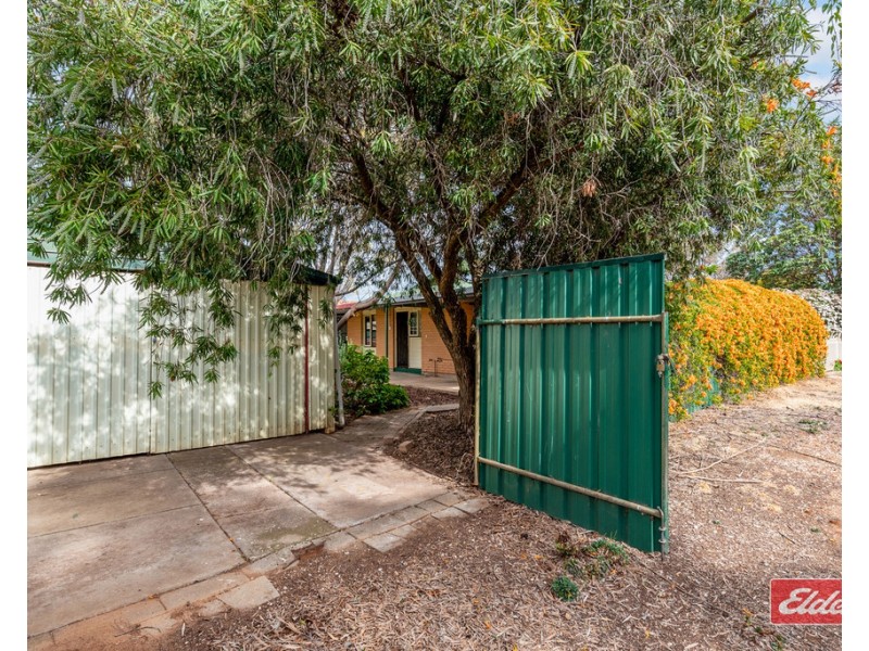 2 Grey Crescent, Evanston Gardens SA 5116