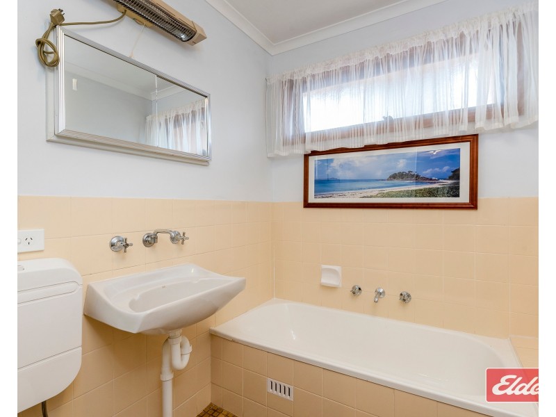 14 Warhurst Court, Evanston SA 5116