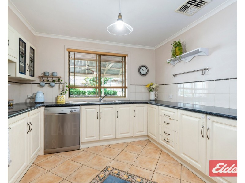 12 Mitchell Court, Williamstown SA 5351