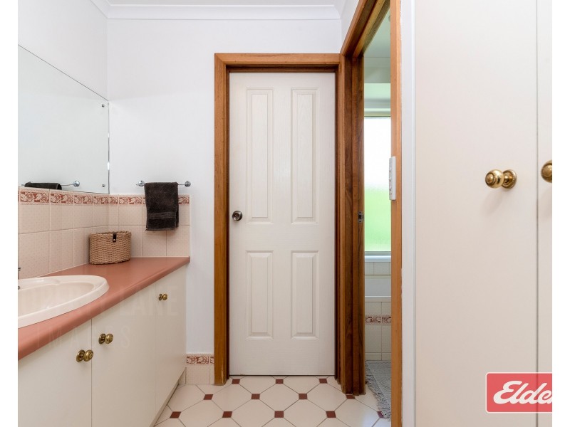 12 Mitchell Court, Williamstown SA 5351