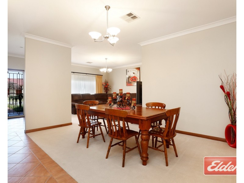 4 Maxwell Court, Evanston Park SA 5116