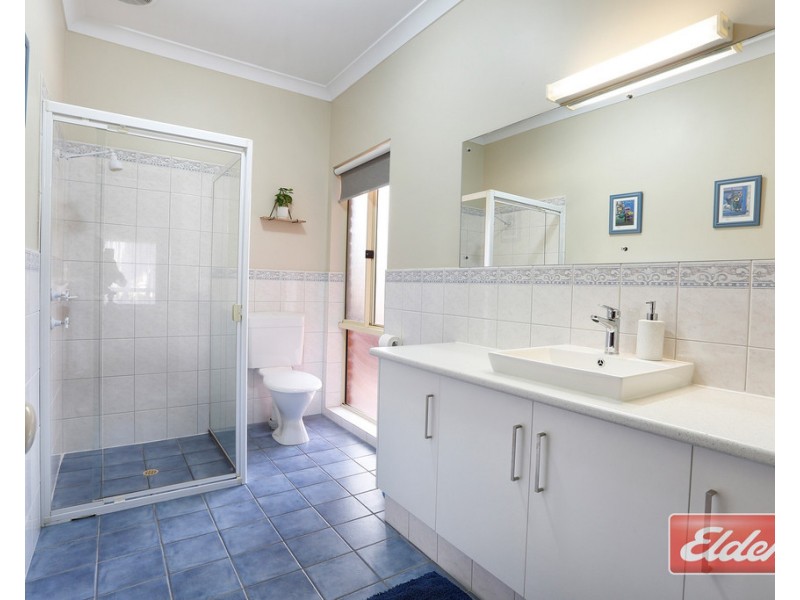 4 Maxwell Court, Evanston Park SA 5116