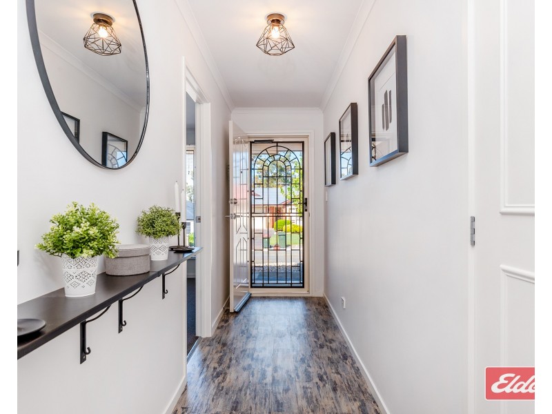 8 McGonigal Drive, Willaston SA 5118