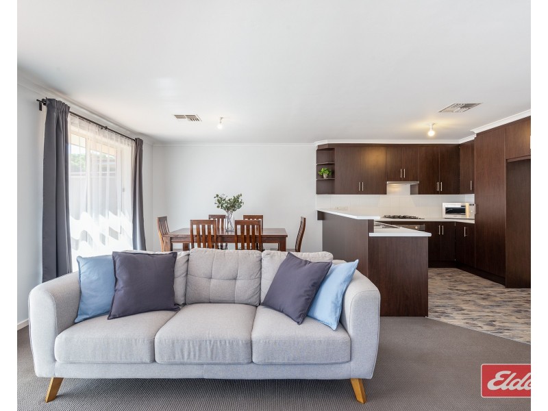 8 McGonigal Drive, Willaston SA 5118