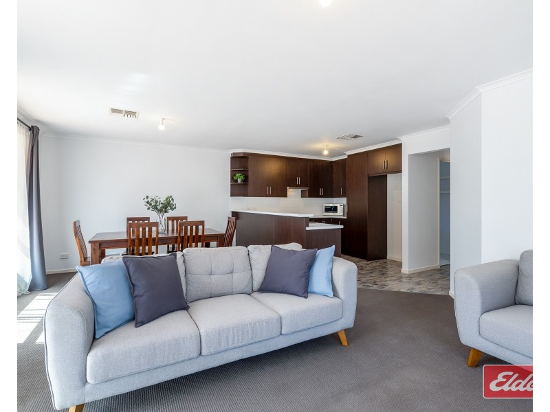 8 McGonigal Drive, Willaston SA 5118