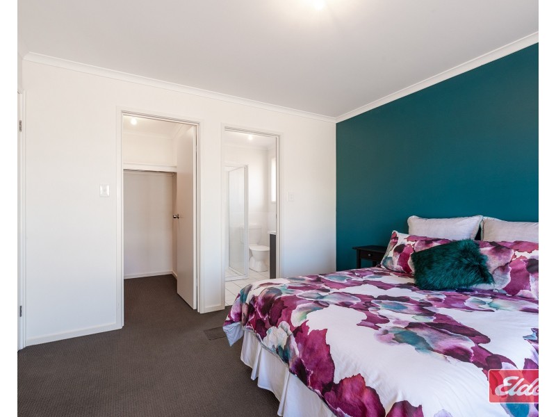 8 McGonigal Drive, Willaston SA 5118