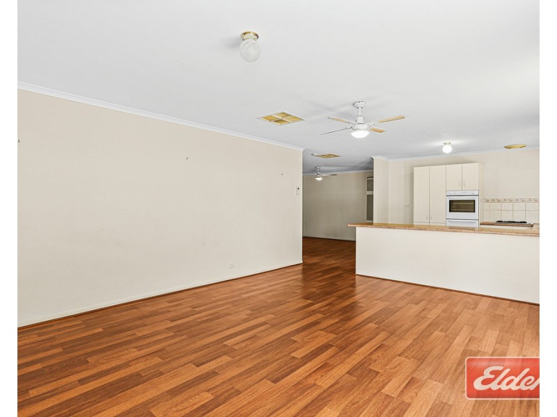 5 Makin Court, Evanston Park SA 5116