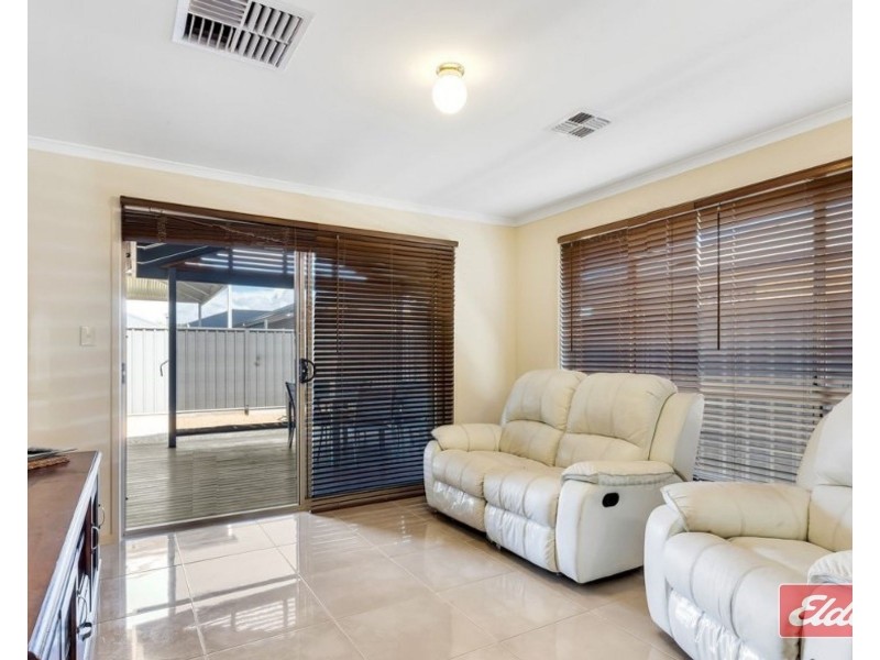 13 Almond Circuit, Munno Para West SA 5115