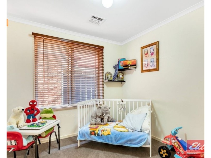 13 Almond Circuit, Munno Para West SA 5115