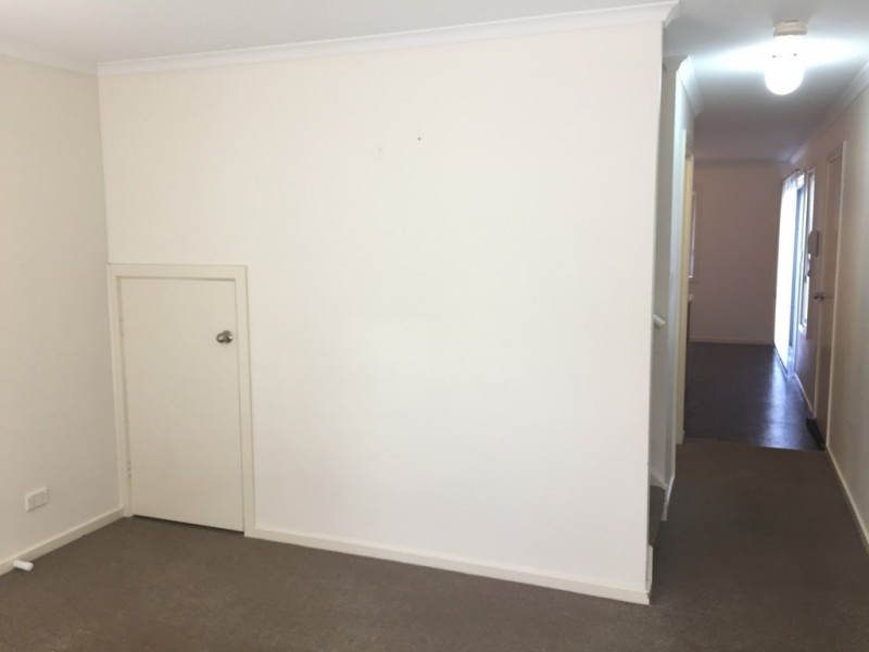 4 Hamra Drive, Smithfield SA 5114