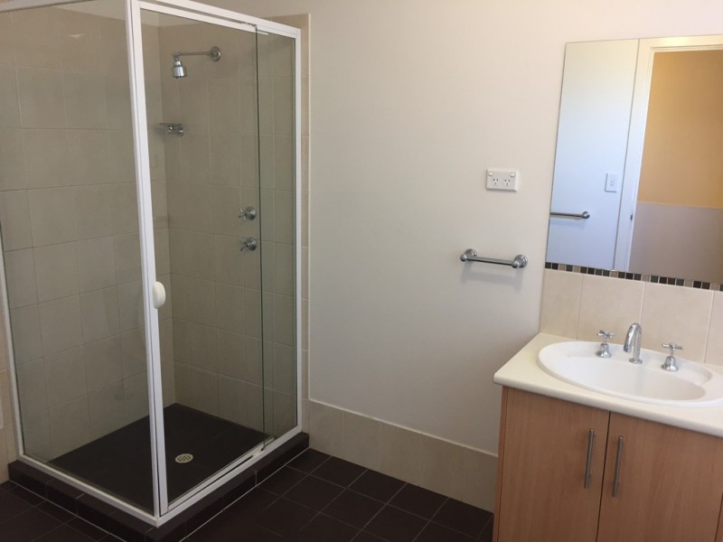 4 Hamra Drive, Smithfield SA 5114