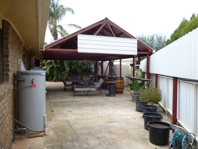 6 Haines Road, Willaston SA 5118