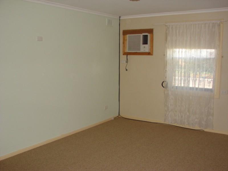 7 Longford Street, Evanston SA 5116