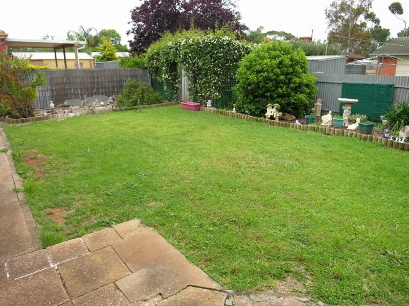 25 Justinian Street, Elizabeth Downs SA 5113