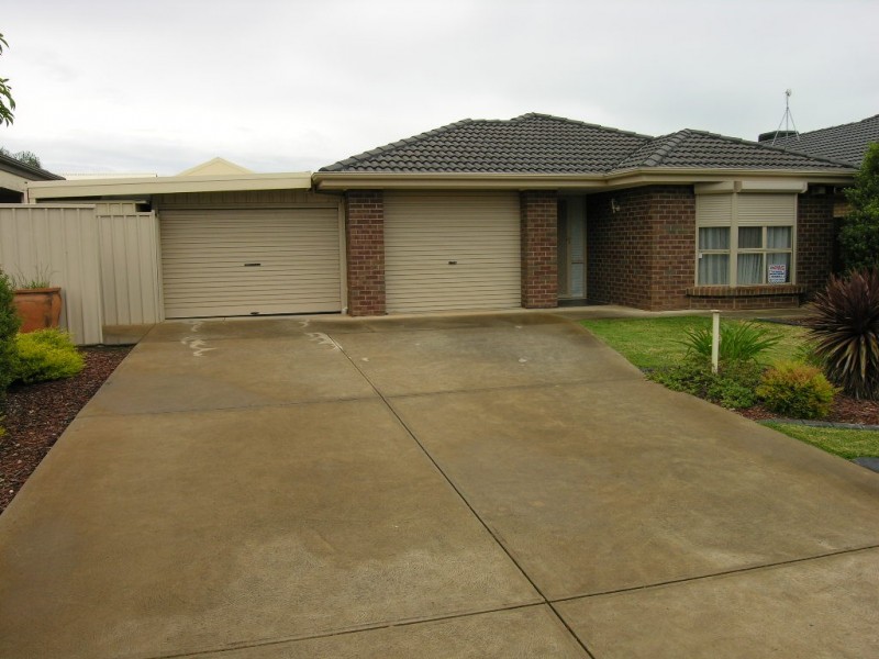 100 President Avenue, Andrews Farm SA 5114