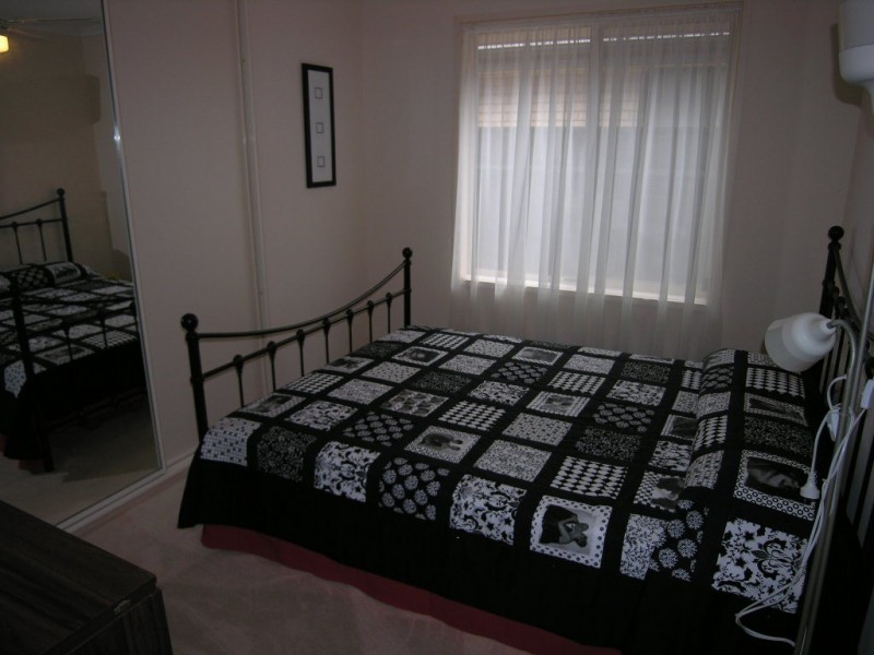 100 President Avenue, Andrews Farm SA 5114