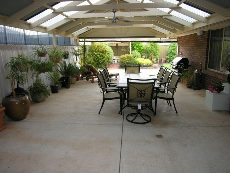 100 President Avenue, Andrews Farm SA 5114