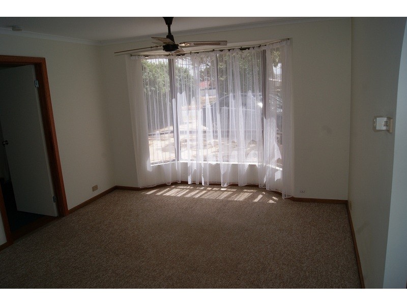 18 Krieg Road, Evanston Park SA 5116