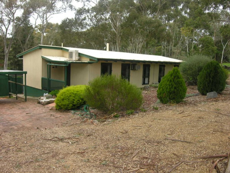 32  Adams Road, Williamstown SA 5351