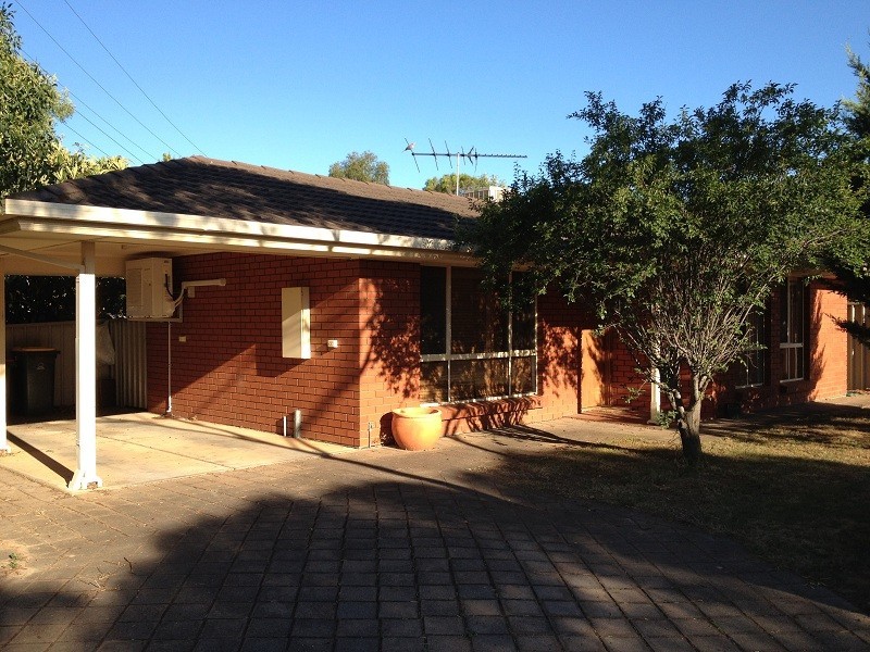 2A  Barker Street, Willaston SA 5118