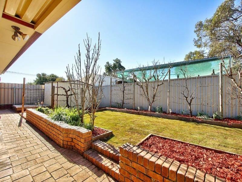 17 Gleeson Grove, Evanston Park SA 5116