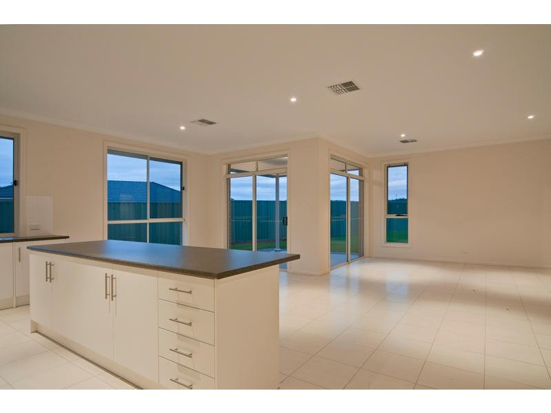 34 Barkey Street, Greenock SA 5360