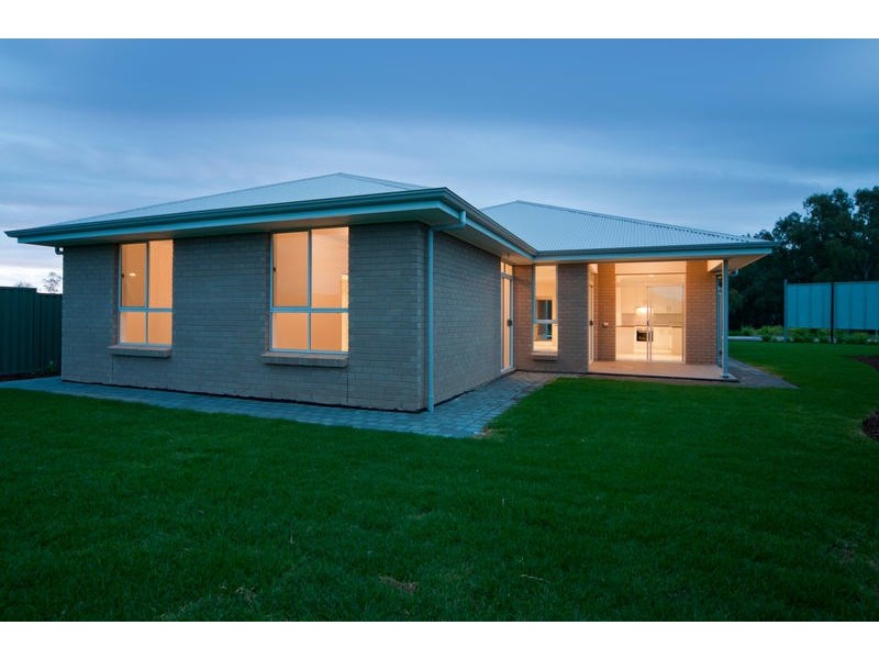 34 Barkey Street, Greenock SA 5360
