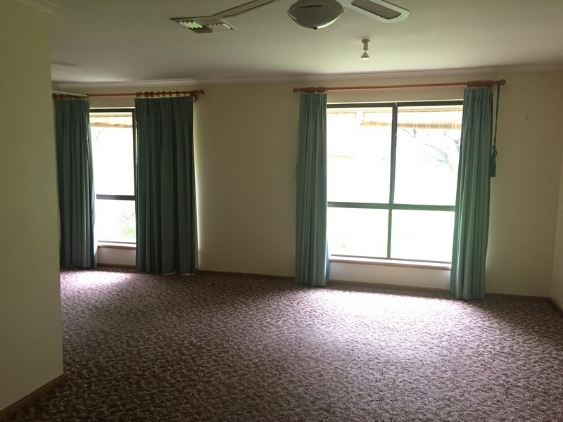 16 Edward Road, Gawler Belt SA 5118