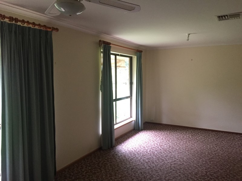 16 Edward Road, Gawler Belt SA 5118