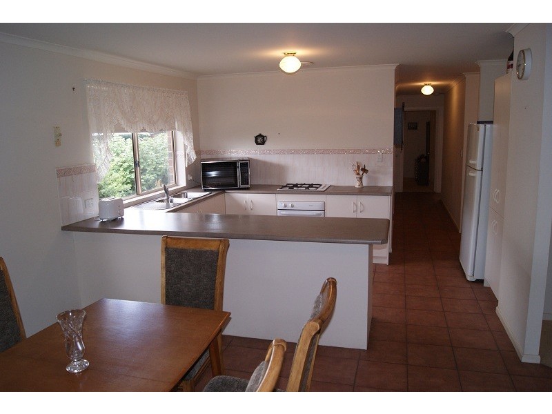 16 Thiele Crescent, Evanston Park SA 5116