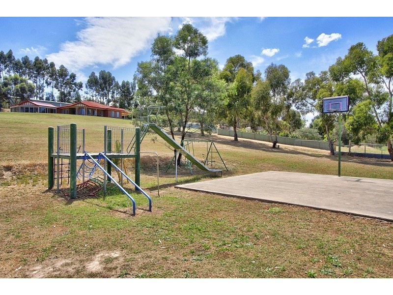 68 Yettie Road, Williamstown SA 5351