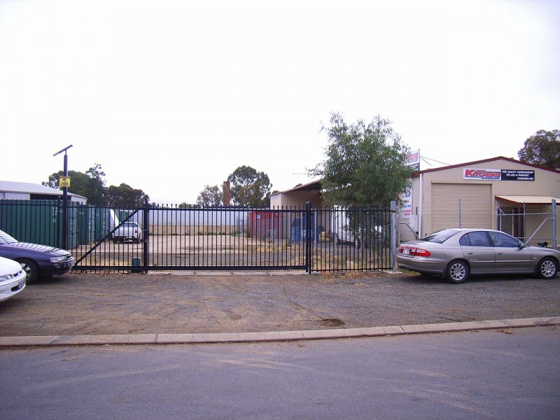 3 Little Paxton Street, Willaston SA 5118