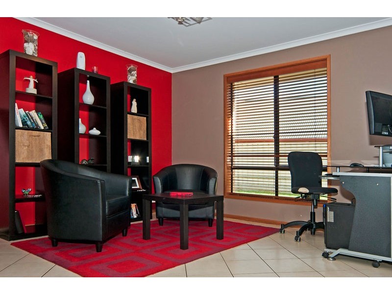 13 Ian Ross Drive, Williamstown SA 5351