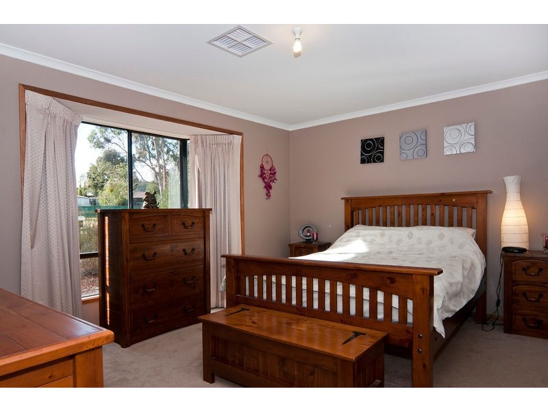 13 Ian Ross Drive, Williamstown SA 5351
