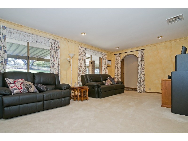 6 Chapman Drive, Uleybury SA 5114