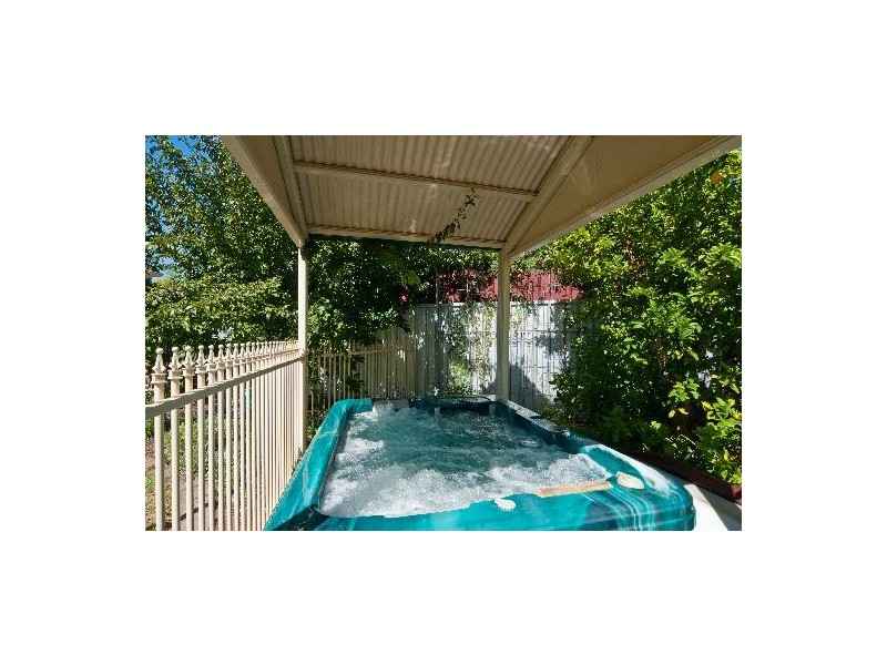 8 Robinson Road, Willaston SA 5118