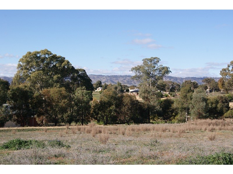 Lot 39 Colin Oliver Court, Williamstown SA 5351