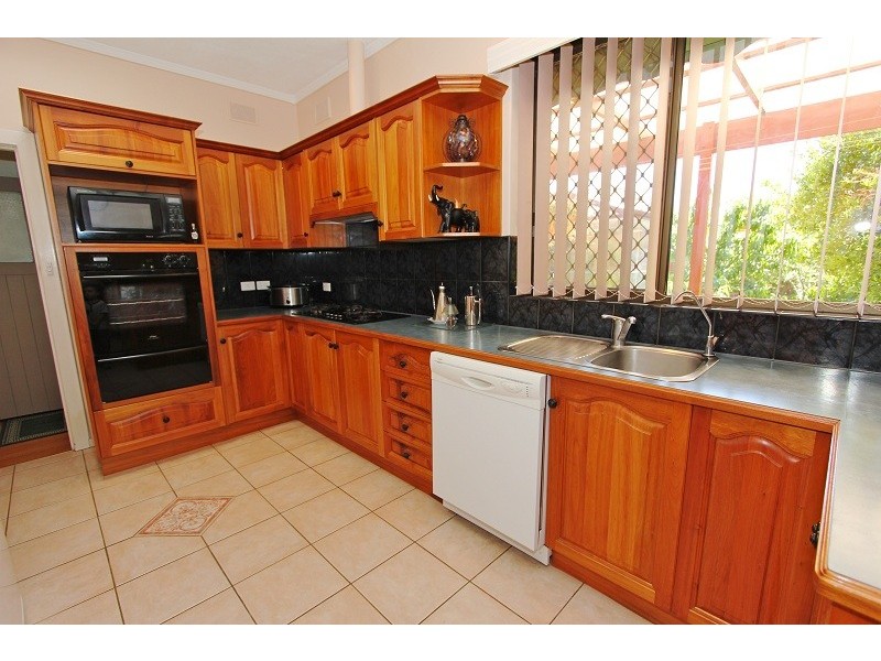 6 High Street, Willaston SA 5118