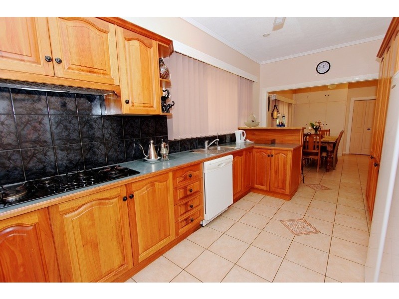 6 High Street, Willaston SA 5118
