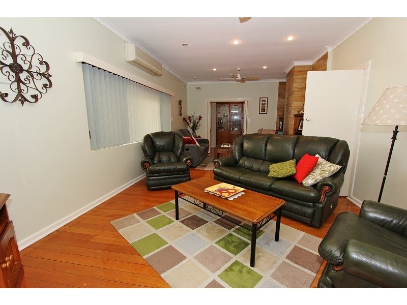 6 High Street, Willaston SA 5118