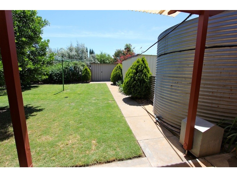 6 High Street, Willaston SA 5118