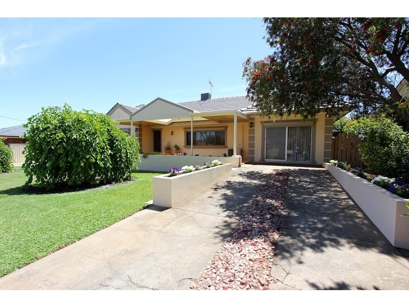 6 High Street, Willaston SA 5118