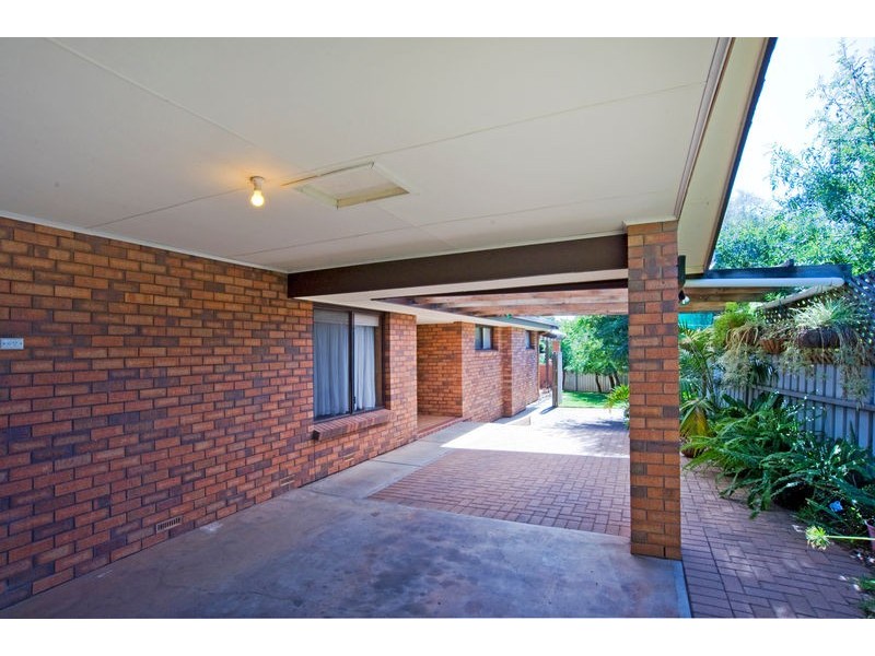 6 View Crescent, Evanston Park SA 5116