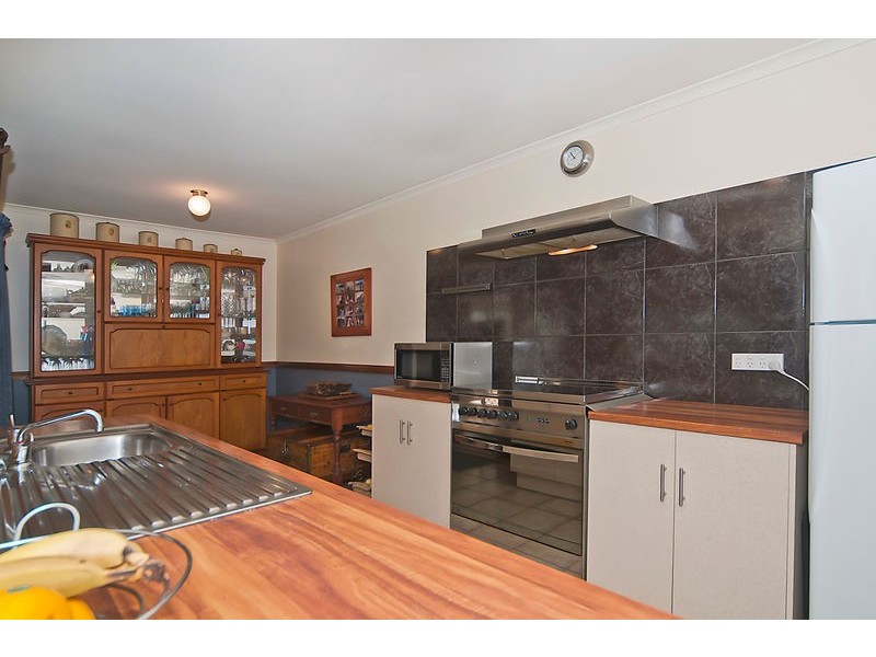 9 Betty Road, Lewiston SA 5501