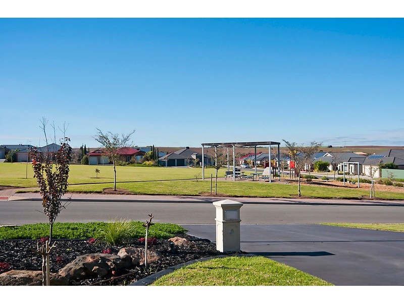 70 Osprey Parade, Hewett SA 5118